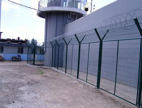 The installation of audio and video linkage long-distance audio monitoring of a prison